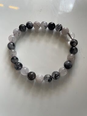 Rutilated Tourmalinated Quartz crystal bead  Stretch Bracelet - Unbranded